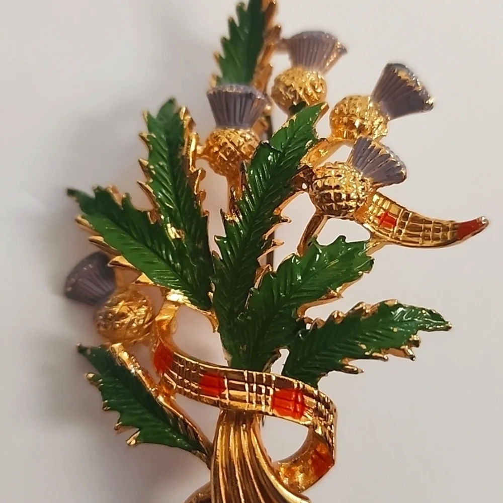 Vintage Unisex Thistle Large Enamel  Brooch Pin